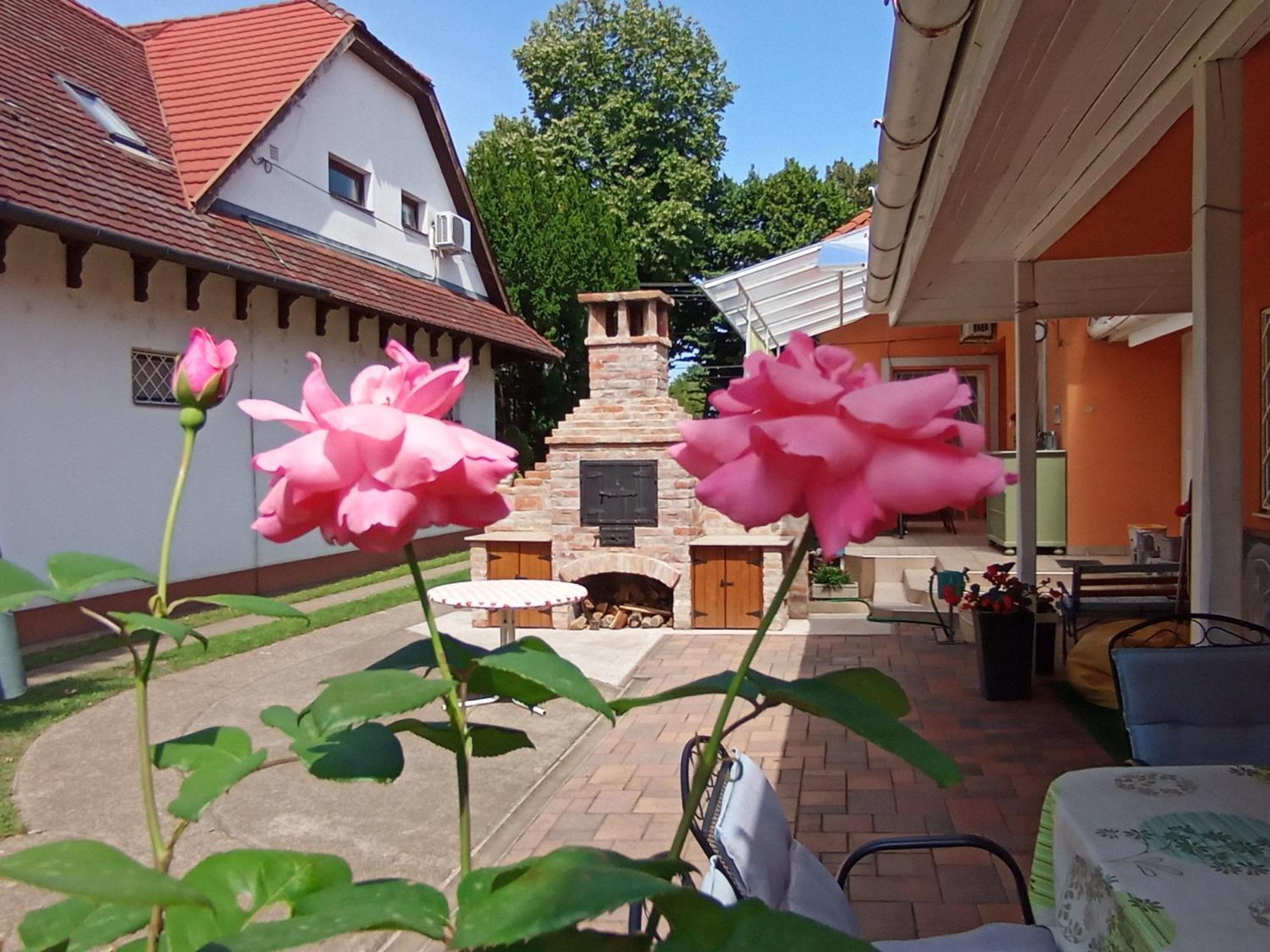 Marika Apartman Hajdúszoboszló 外观 照片